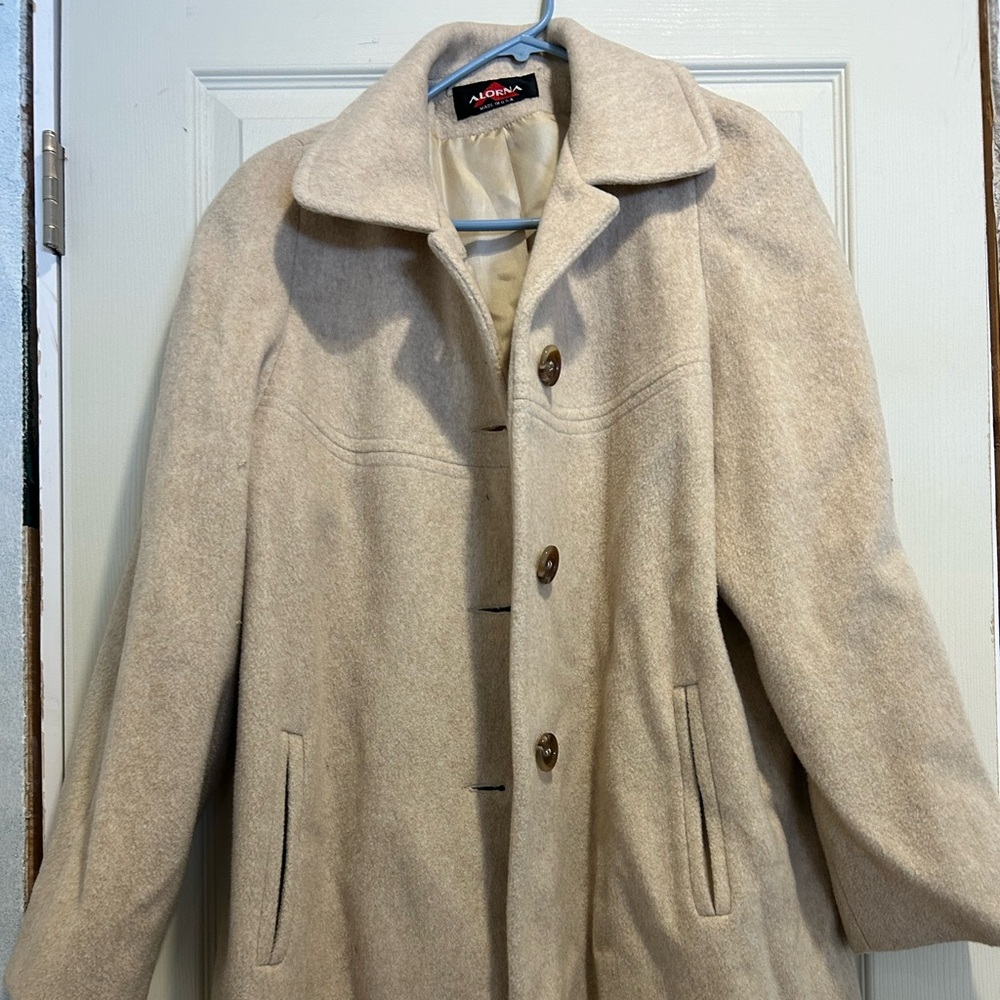 Alorna women’s wool blend coat.